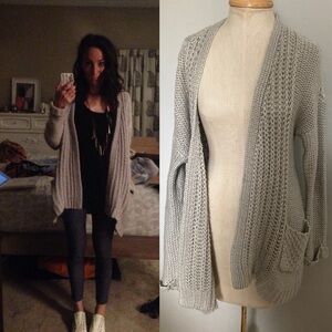 Cliché Cliche gray open weave knit long sleeve chunky cardigan sweater pockets